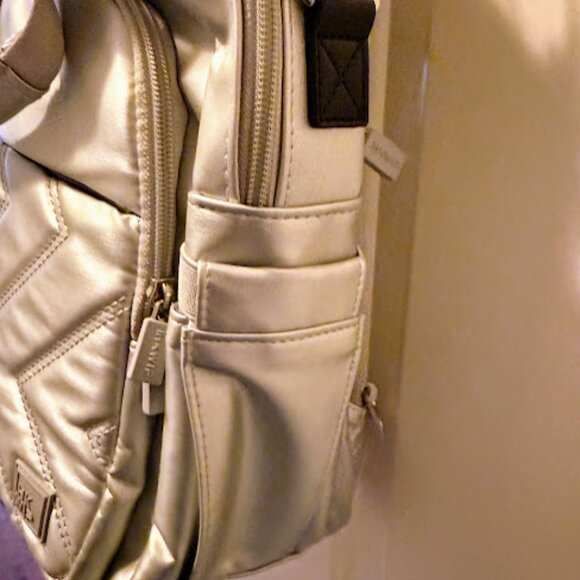 IHKWIP Convertible Everyday Explorer Backpack w/ Crossbody & Shoulder strap - Picture 10 of 15